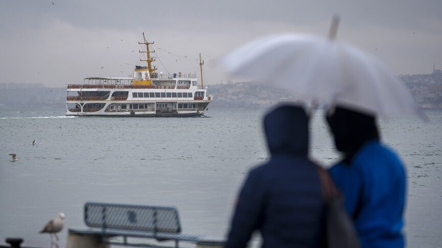 İstanbul'da metrekareye 100 kilogram yağış uyarısı yapıldı