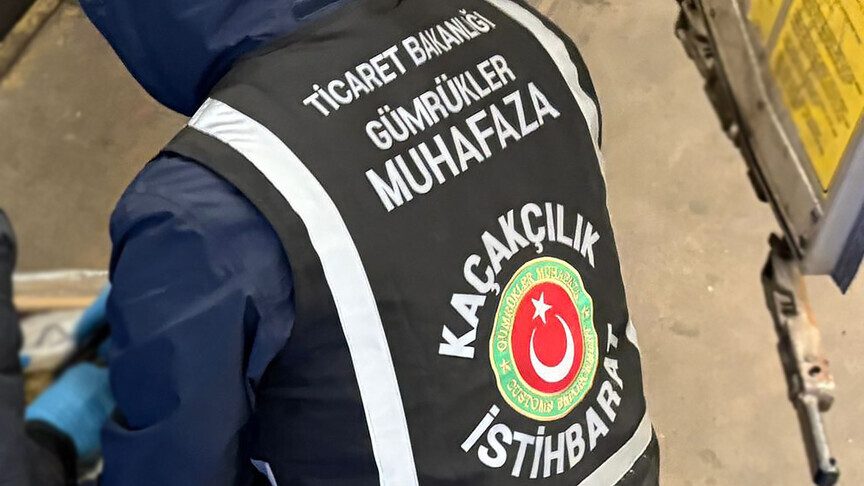 Gümrükler Muhafaza ekipleri 8 ayda 19 bin 247 puroya el koydu