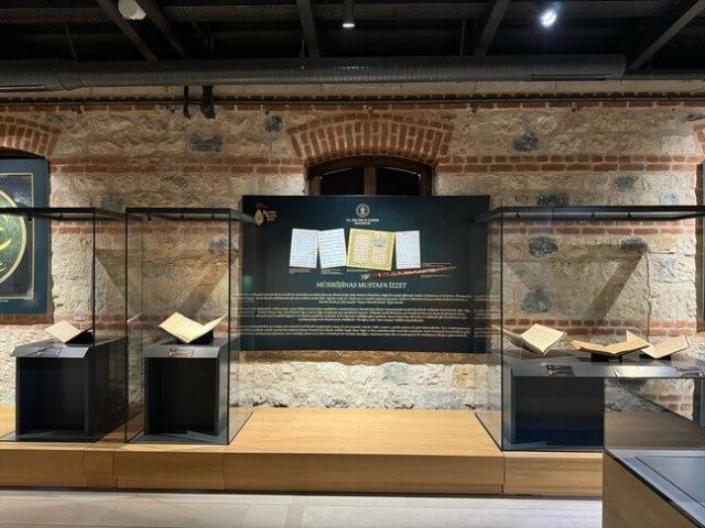 Kazasker Mustafa İzzet Efendi sergisi Ayasofya'da açıldı