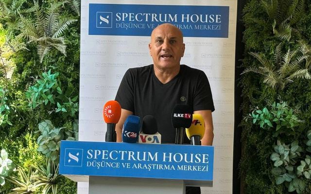 Azad Barış: Kent Uzlaşısı, Siyasetin Değişim Potansiyelini Gösterdi