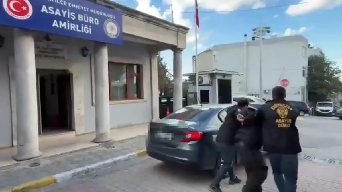 Eyüpsultan'da motosikletli şüphelilere polis takibi sürüyor