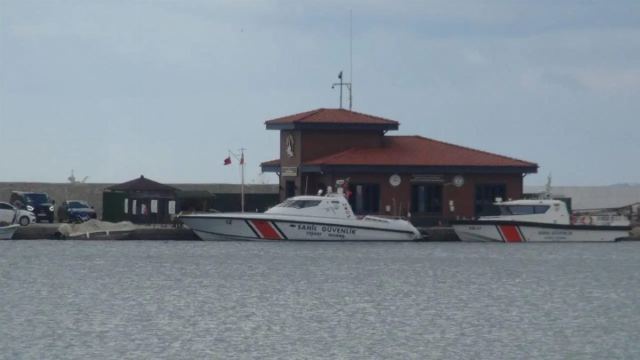 Silivri’de batan gemideki arama çalışmaları devam ediyor