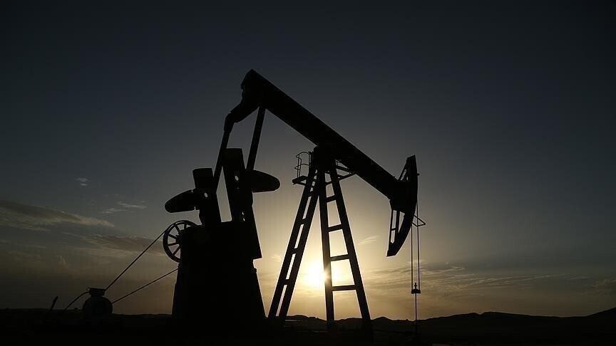 Suudi Arabistan ve Rusya'nın Petrol Üretimi Düşüşte