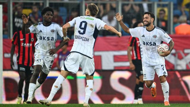 Kasımpaşa, Gençlerbirliği'ni 90+4'te mağlup etti