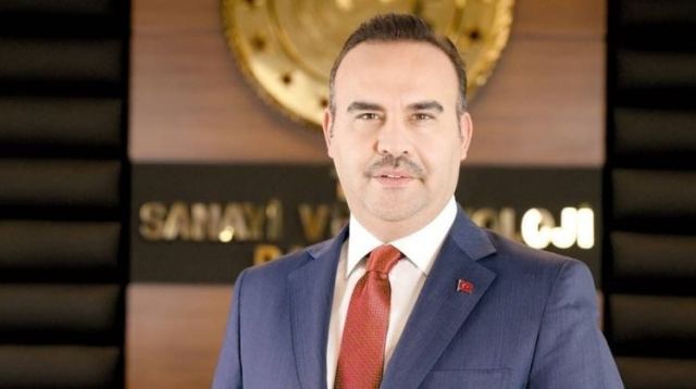 Bakan Kacır: İHA pazarının üçte ikisi Türkiye'nin elinde