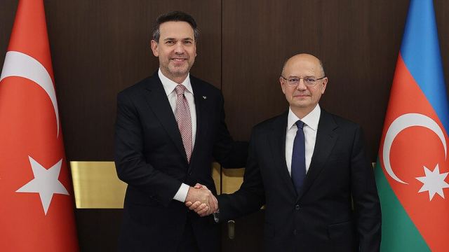 Enerji Bakanı Bayraktar, Azerbaycan ile işbirliğini anlattı