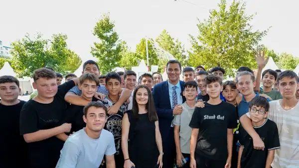İklim Tamkan, Ferdi Zeyrek Anısına İzmir'de Konser Verecek