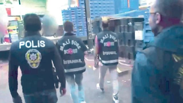 İstanbul'da Sebze ve Meyve Fiyatları Üzerine 40 Tutuklama