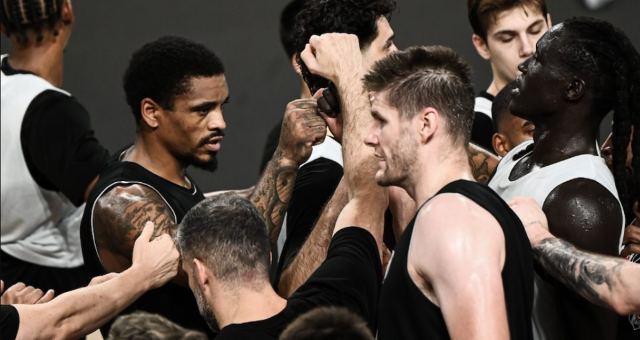 Beşiktaş EuroLeague için Valencia Basket ile karşılaşıyor