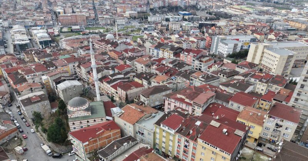 Gaziosmanpaşa'da Mülkiyet Sorunu Çözülerek Tapu Dağıtımı Başladı