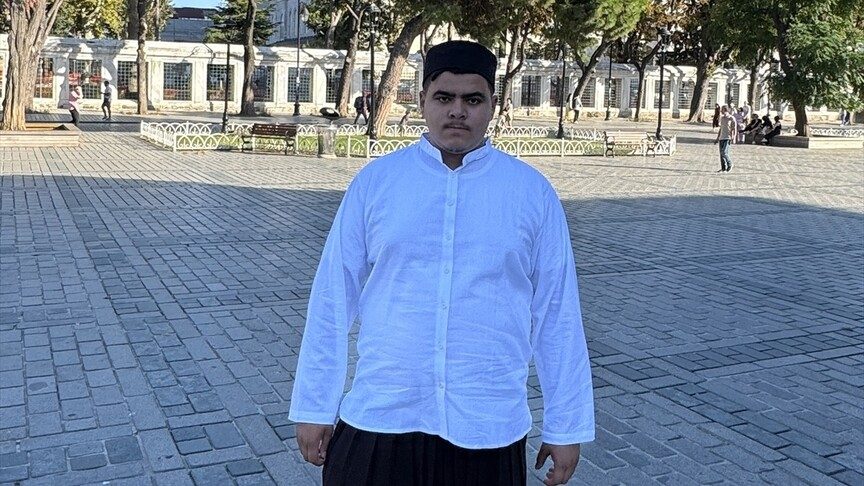 İmam Hatipli Genç İstanbul'dan Otostopla Umreye Gitti