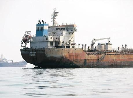 İran ve ABD Arasındaki Petrol Krizi Derinleşiyor