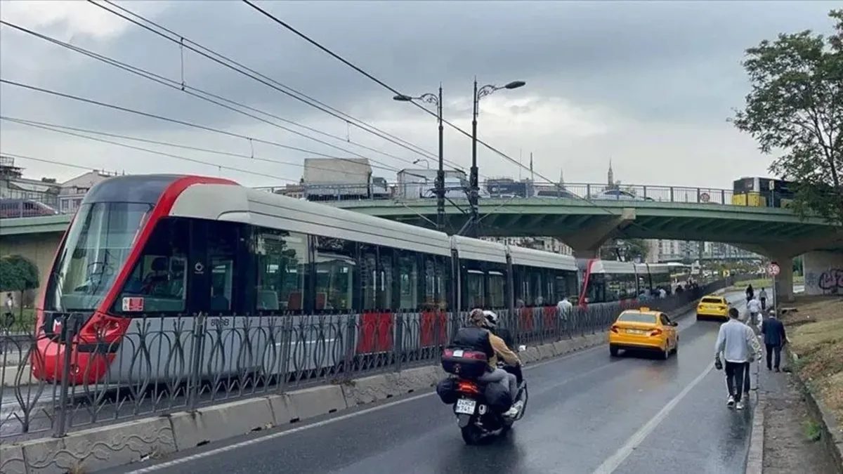 Kabataş-Bağcılar Tramvay Hattı'nda teknik arıza nedeniyle seferler iptal edildi