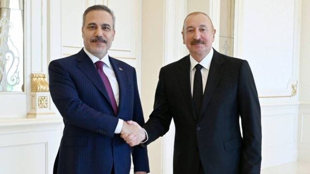 Azerbaycan Cumhurbaşkanı Aliyev, Bakan Fidan ile görüştü