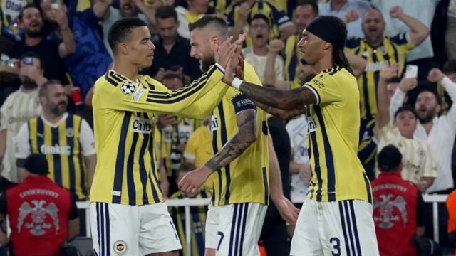 Fenerbahçe - Eyüpspor maçı saat 17.00'de başlayacak