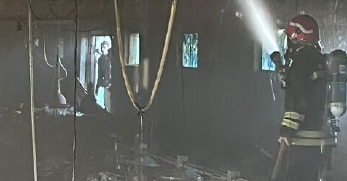 Mudurnu'da yangın: 2 bin hindi telef oldu