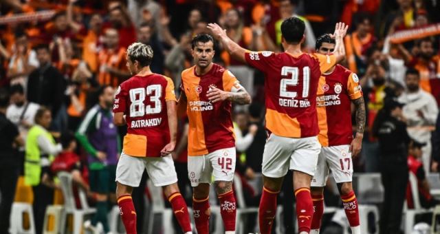Galatasaray'dan 16 Futbolcu Milli Takımlara Davet Edildi