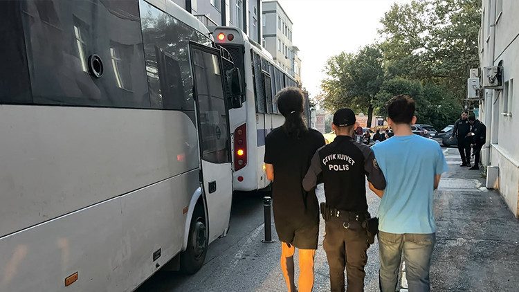 İstanbul'da 3 milyar dolarlık forex dolandırıcılığına 211 gözaltı