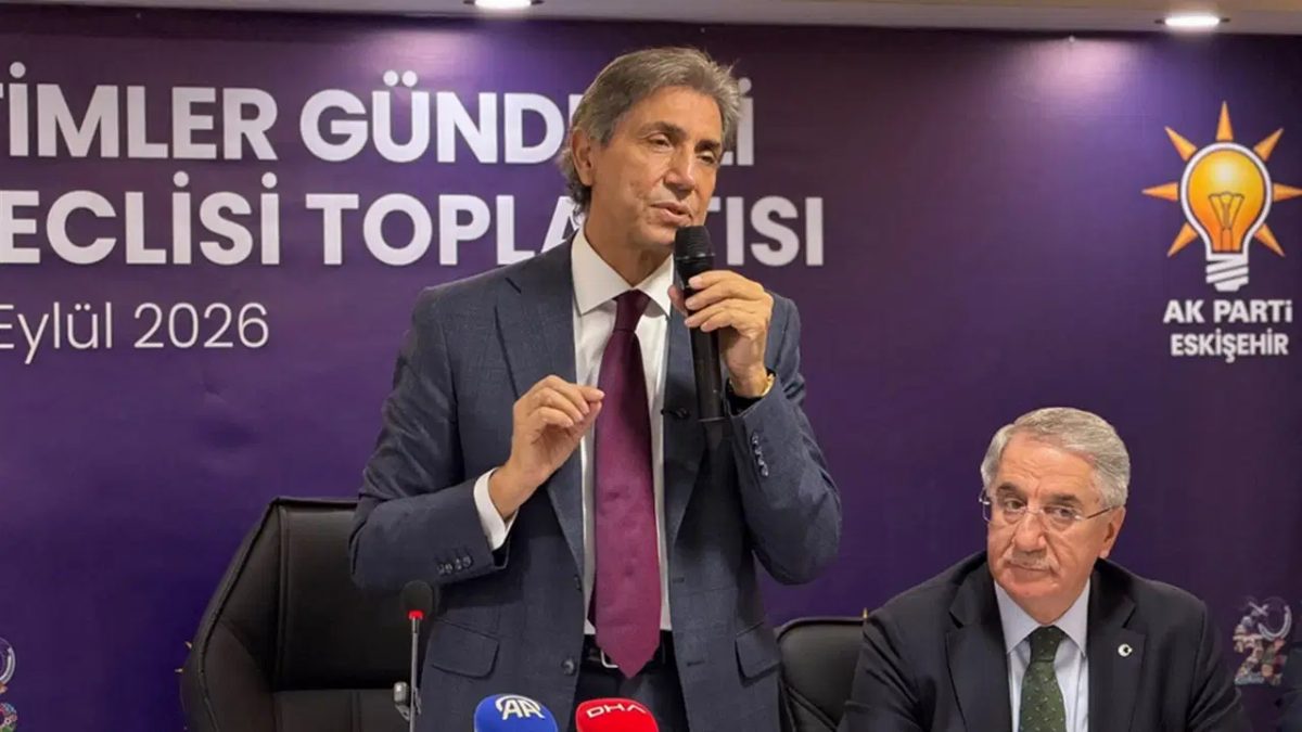 Mustafa Demir: CHP'nin İki Yakası Bir Araya Gelmeyecek