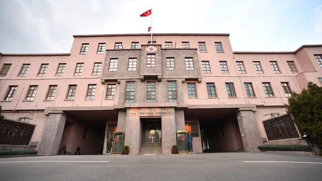 Iğdır'da askeri araç kazasında Sözleşmeli Er Ziya Koparan şehit oldu