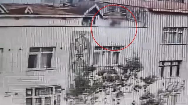 Kağıthane'de Terastan Düşen Doktorun Arkadaşının İfadesi Ortaya Çıktı