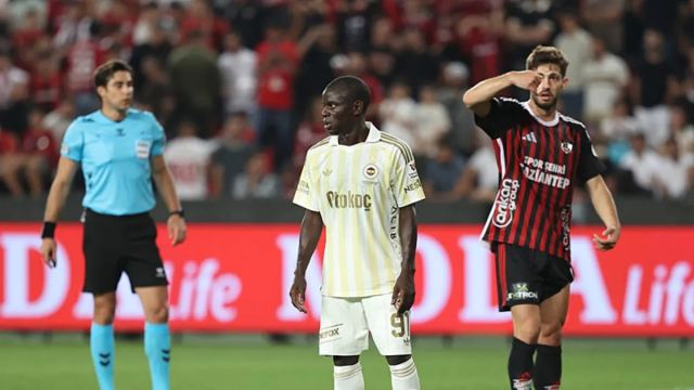 Fenerbahçe, Gaziantep FK ile 0-0 berabere kaldı