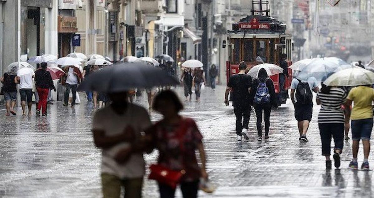 İstanbul'da 8 Gün Sürecek Yağışlı Hava Bekleniyor