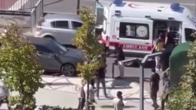 Başakşehir'de Su Kavgası Kanlı Bitti, 3 Kişi Yaralandı