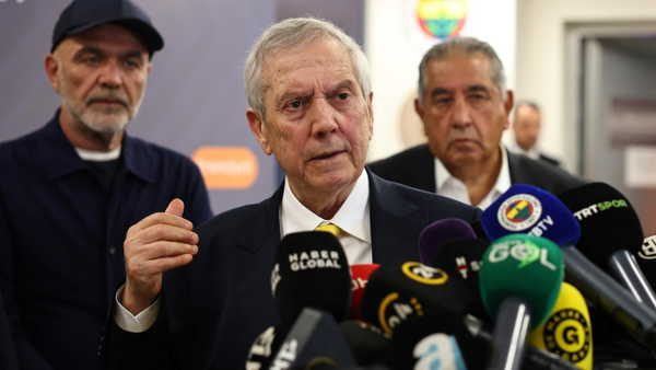FIFA Fenerbahçe'ye 3 Dönem Transfer Yasağı Getirdi
