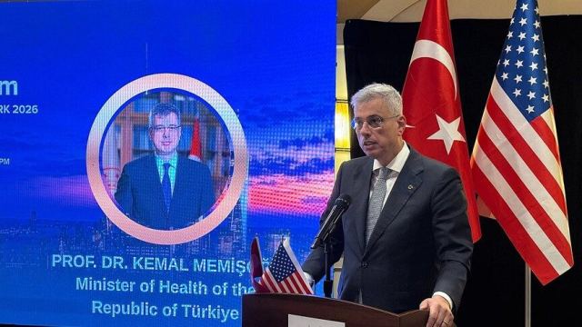 Bakan Memişoğlu: Türkiye, sağlıkta ABD ve Avrupa ile eşdeğer