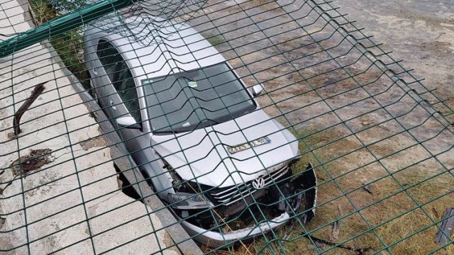 Maltepe'de Hastane Otoparkında Araç Düşmesi: Sürücü Yaralı