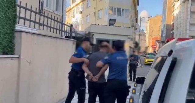 Şişli'de Atatürk'e hakaret eden şüpheli gözaltına alındı