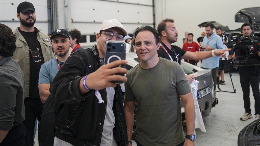 Felipe Massa, İstanbul Park'ta Hayranlarıyla Buluştu