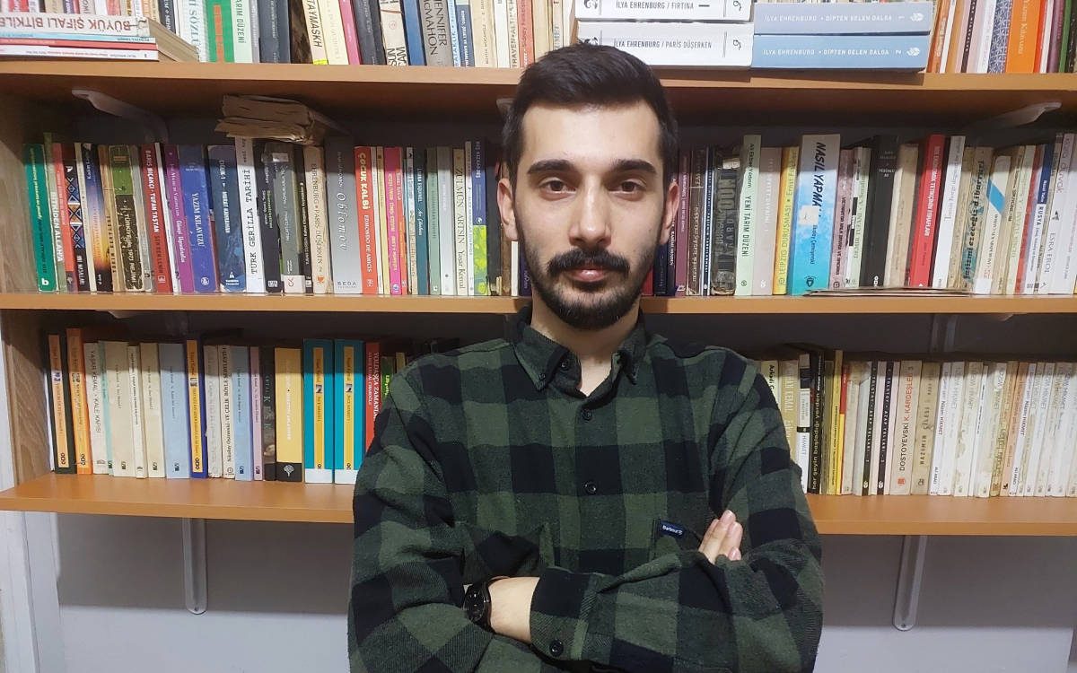 Emir Karakum, susma hakkı nedeniyle örgüt üyeliğiyle suçlandı