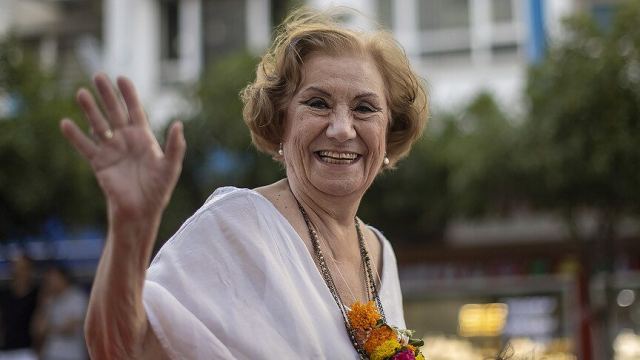 Gülsen Tuncer, Tiyatro ve Sinemada İz Bıraktı