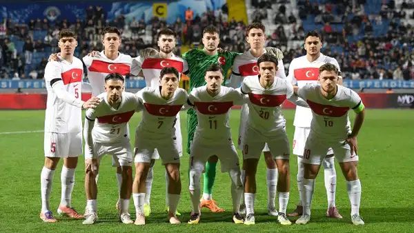 Ümit Milli Futbol Takımı'nda Başar Önal ve Berkay Yılmaz kadrodan çıkarıldı