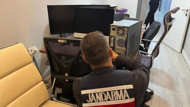 MİT, Aydo Yazılım'a Operasyon Düzenledi: 5 Gözaltı