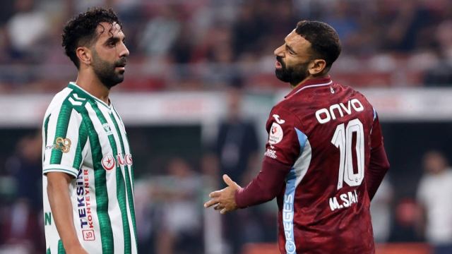 Trabzonspor Konyaspor'a Mağlup Oldu, Yönetim Eleştiriliyor