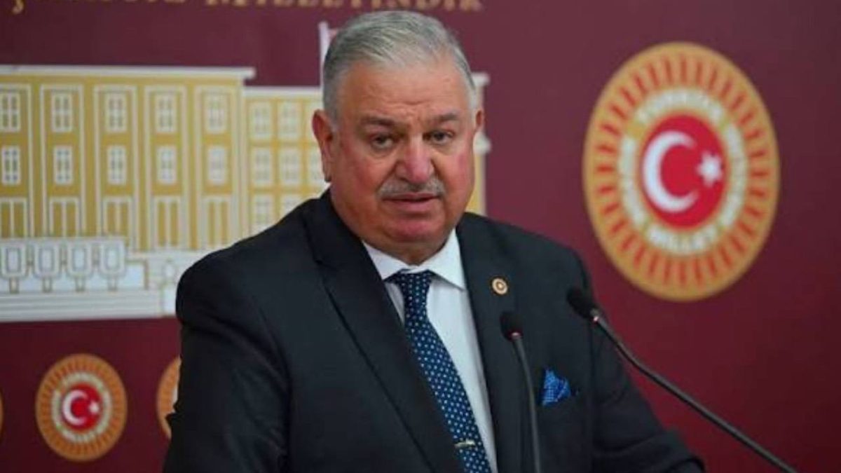 Doğan Bekin, istifa iddialarına yanıt vermek için Sibirya'ya gidiyor