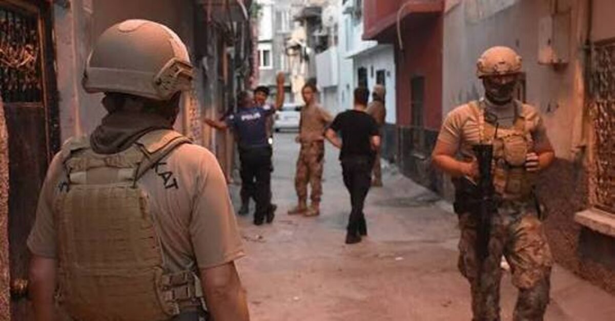 İstanbul'da terör operasyonu: 39 kişi gözaltına alındı