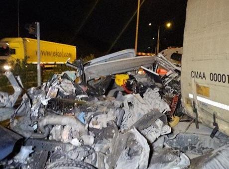 Bursa'da Feci Kaza: 1 Kişi Hayatını Kaybetti, 7 Yaralı