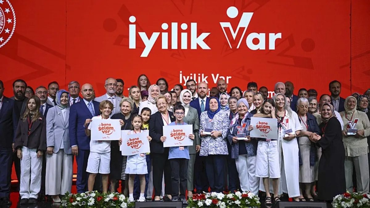 İstanbul'da İyiliğin Egemen Olacağı Bir Dünya Mümkün