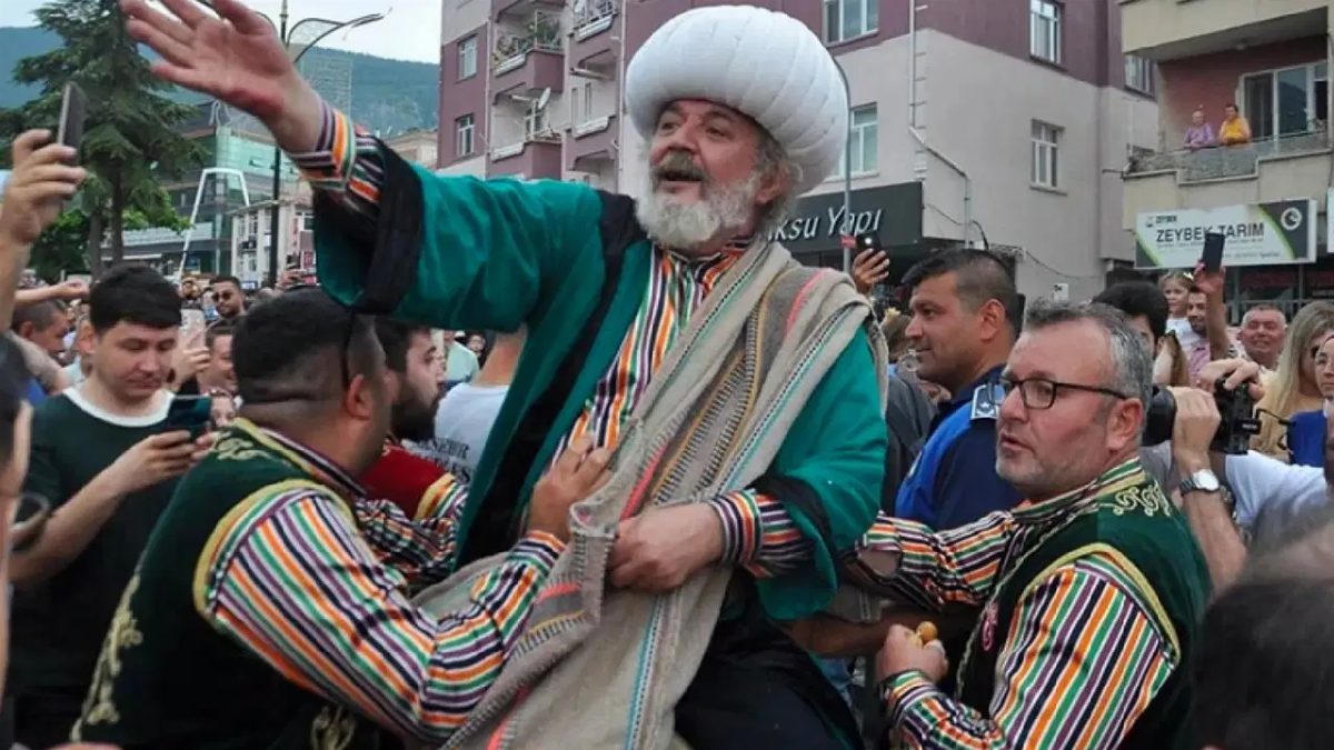 Müfit Can Saçıntı, Kayyım Şakası Nedeniyle İfadeye Çağrıldı