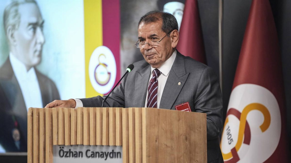 Dursun Özbek, transfer gecikmesini 50 milyon Euro ile açıkladı