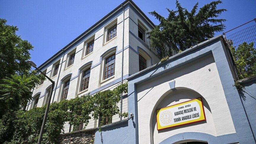 Kabataş Ticaret Mesleki ve Teknik Anadolu Lisesi'nin 130 Yılı