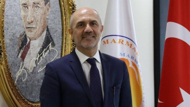Aydın Dinçer, Balıkesir Marmara Belediye Başkanı olarak tanıtıldı