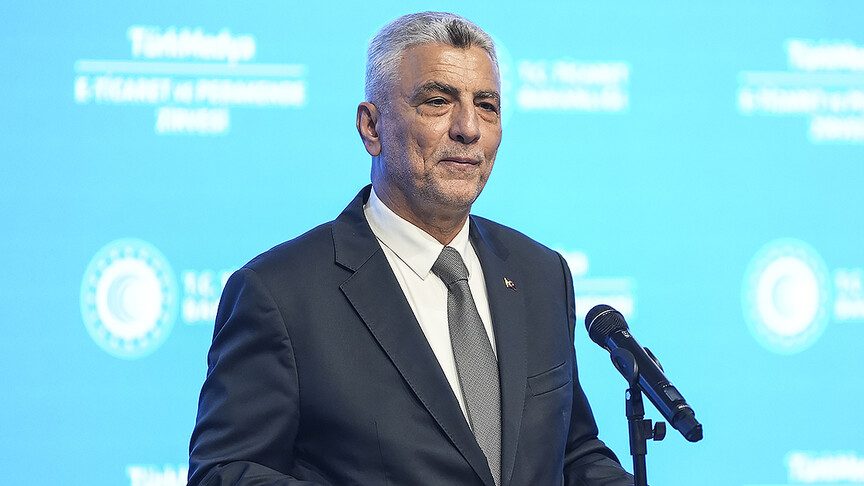 Ticaret Bakanı Bolat: Türkiye'de e-ticaret hacmi 2025'te 4,5 trilyon lira