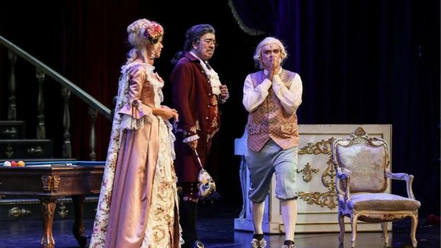 Amadeus Tiyatrosu İstanbul'da Ek Seanslarla Devam Ediyor