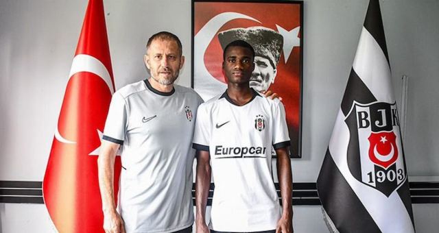 Beşiktaş, 14 Yaşındaki Fildişili Orta Saha Oyuncusunu Kadrosuna Kattı