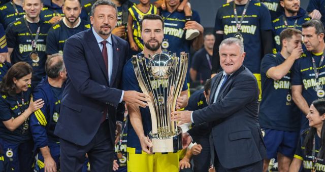 Melih Mahmutoğlu: Hedeflediğimiz 3 kupa daha var